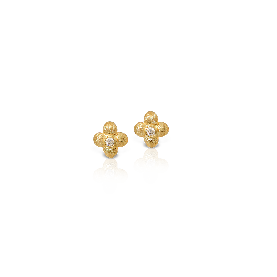 Theodora flower stud earrings in 18k gold and diamonds