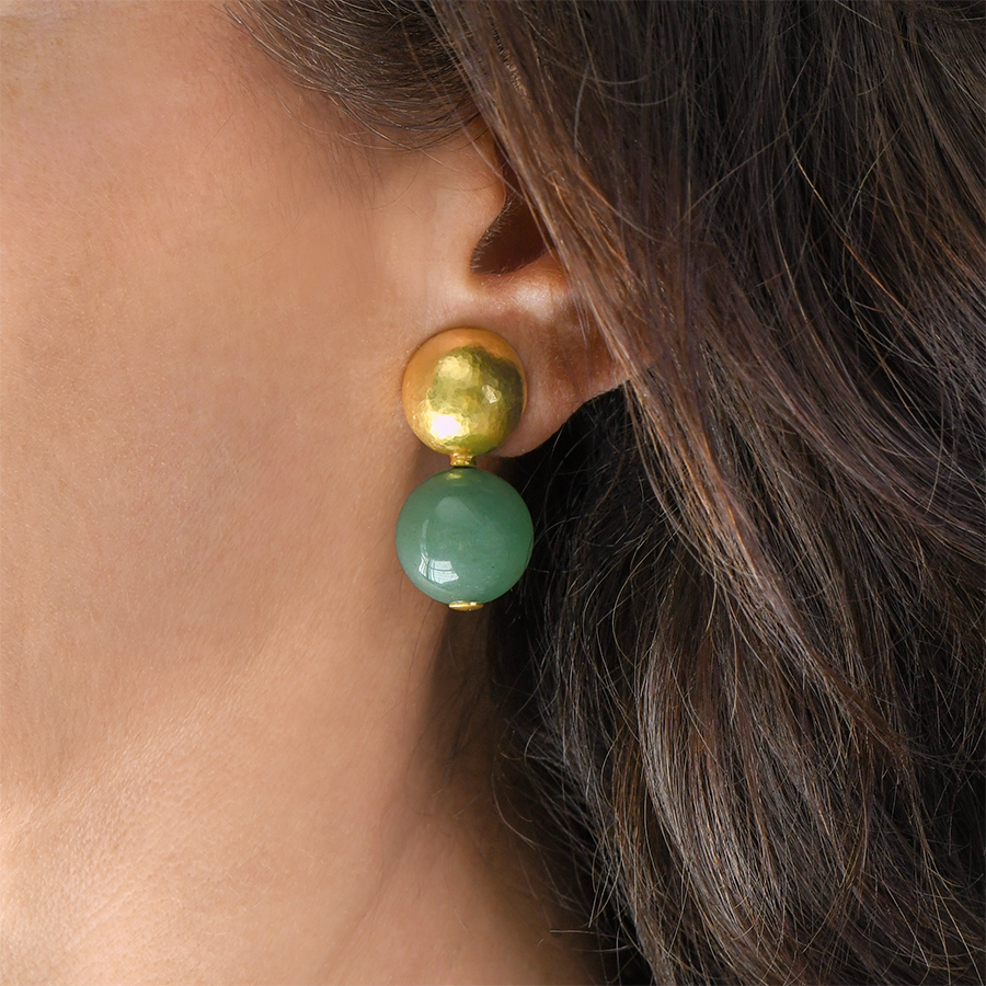 Neolithic hand-hammered earrings in 18k gold and round aventurine stones with clip - Image 2