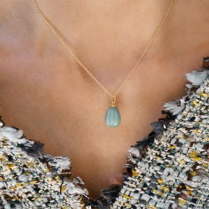 Εgg shaped aventurine pendant with elegant twisted bail in 18k gold, chain sold separately