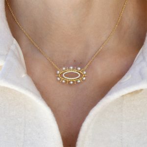 Alternative view of Evil eye necklace in 18k gold, diamonds and freshwater pearls